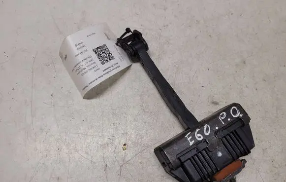 BMW 5 E60 E61 Front door check strap stopper 7033609