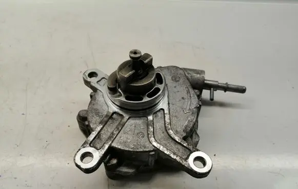 Toyota Avensis T250 Vacuum pump 293000R010