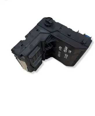 Volvo V70 Fuse module 30786889 28087583 00006947726