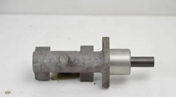 Audi A6 S6 C4 4A Master brake cylinder