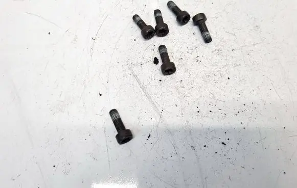 Ford Focus Nuts/bolts 