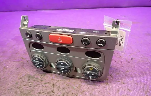 Alfa Romeo 147 Interior fan control switch 46799632