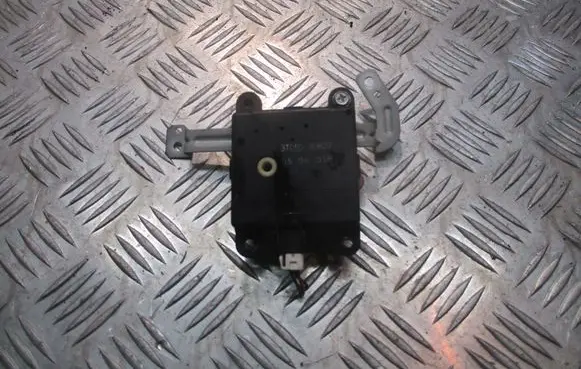 Nissan Primera A/C air flow flap actuator/motor 3T05030820