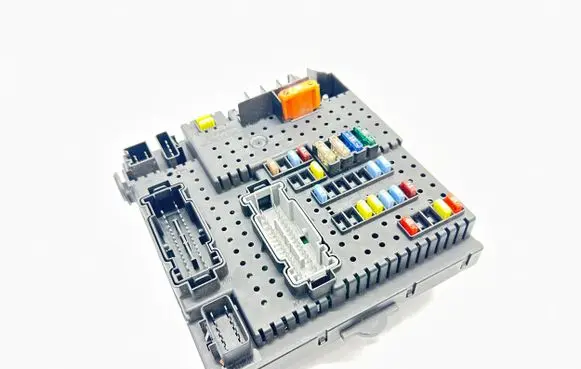 Volvo XC90 Fuse module 30786646 00007508976 28080156