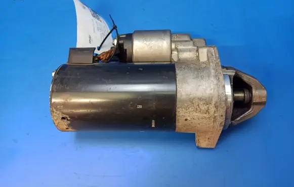 Mercedes-Benz E W212 Starter motor A6519062800 0001139065