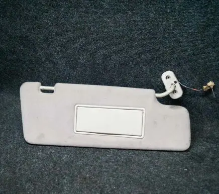 Land Rover Discovery 3 - LR3 Sun visor