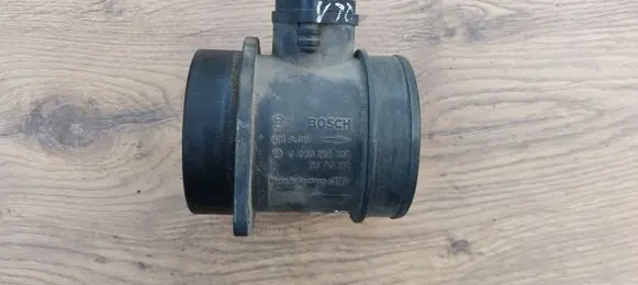 Volvo V70 Mass air flow meter 0280218108