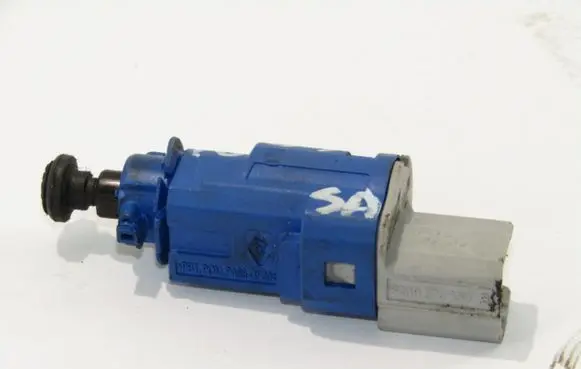 Clutch pedal sensor