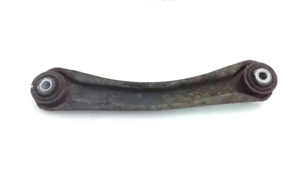 Rear control arm