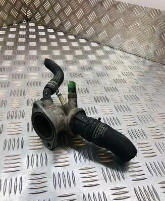 Thermostat/thermostat housing