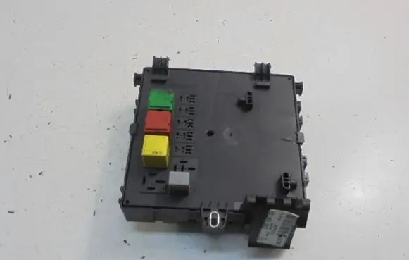 Opel Vectra C Fuse box set 13189923