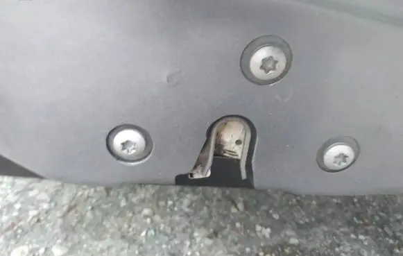 Fiat Punto (188) Front door lock