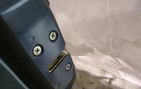 Honda Insight Front door lock