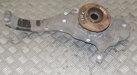 BMW X5 E70 Front wheel hub