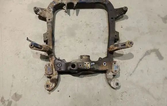 Opel Astra H Front subframe 