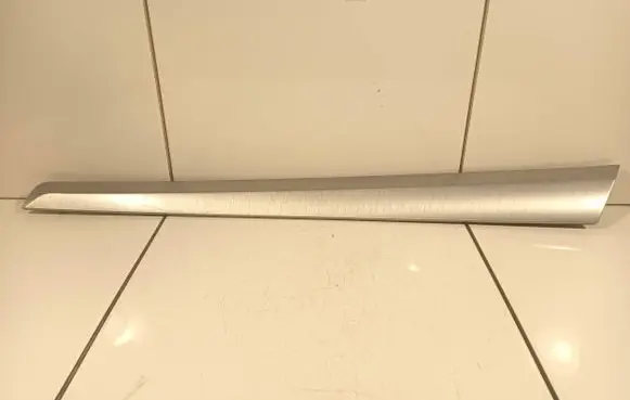 Mercedes-Benz E C207 W207 Front door trim bar A2077200422