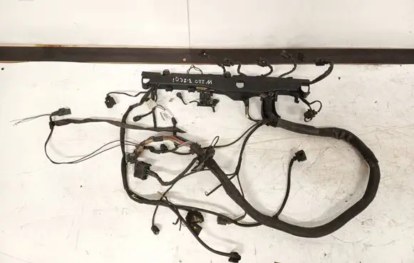 Mercedes-Benz S W220 Engine installation wiring loom