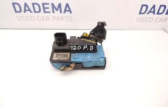 Volvo S60 Front door lock D120
