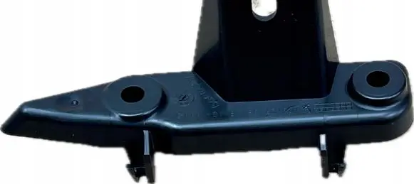 BMW 4 F32 F33 Front bumper mounting bracket 7422252