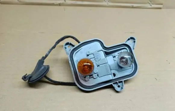 Audi A6 S6 C7 4G Tail light bulb cover holder