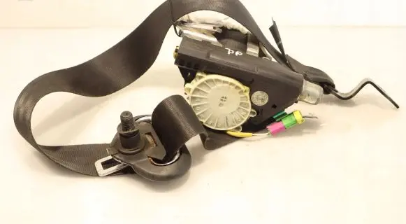 Skoda Fabia Mk2 (5J) Front seatbelt
