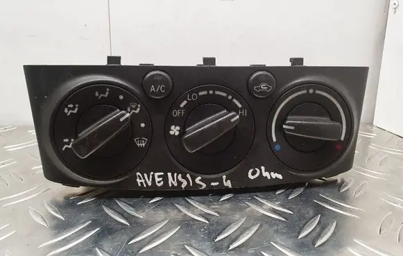 Toyota Avensis T250 Climate control unit 5590005101 MB1465703760