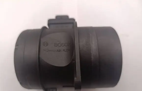 Volkswagen PASSAT B7 Mass air flow meter 03L906461A 309229319