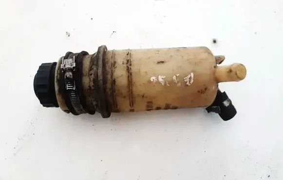 Volkswagen PASSAT B3 Power steering fluid tank/reservoir 357422372