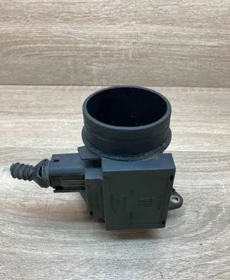 Audi 100 S4 C4 Mass air flow meter 90528813 72241900 WithPlug