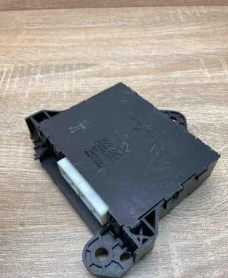 Toyota Prius (XW20) Air conditioning/heating control unit 8865047051 BROKEN