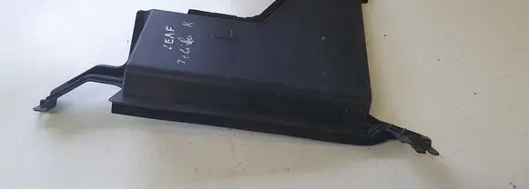 Nissan Leaf I (ZE0) Intercooler air guide/duct channel