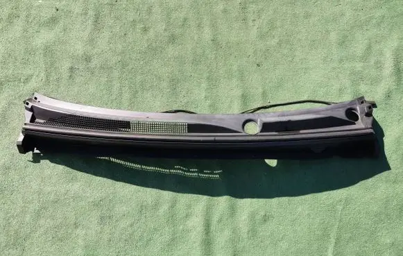 Mitsubishi Space Star Wiper trim 7405A501