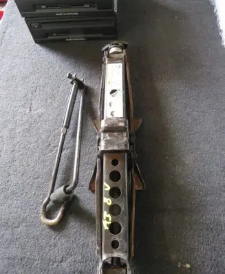 Audi A3 S3 8V Lift Jack 