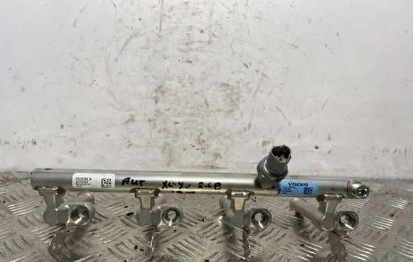 Fuel main line pipe