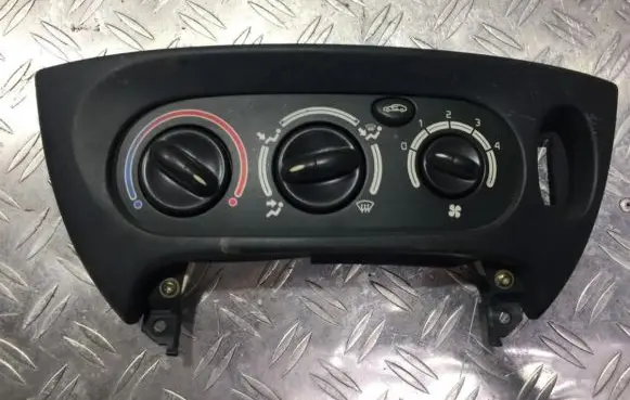 Renault Megane I Climate control unit 655738n 100839