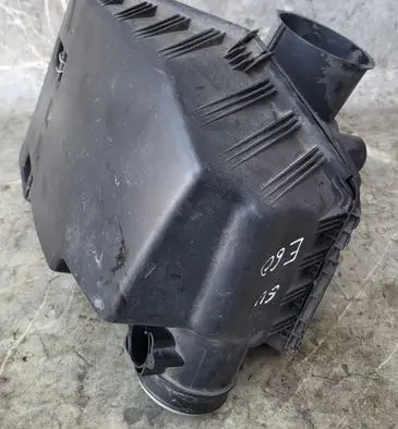 BMW 5 E60 E61 Air filter box cover 