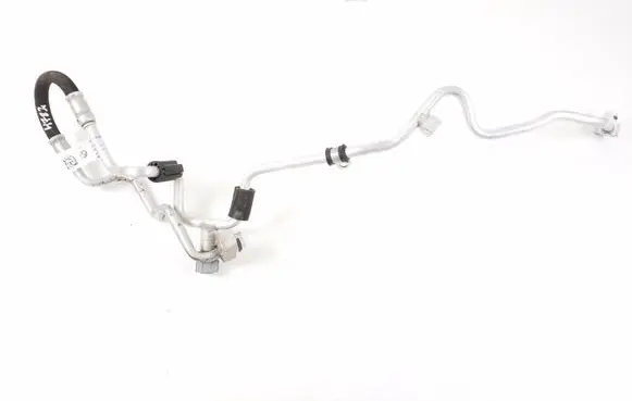 BMW 2 F45 Air conditioning (A/C) pipe/hose 6808605