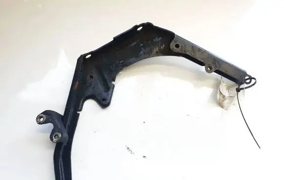 Mercedes-Benz E W211 Engine mounting bracket