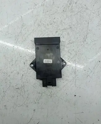 Ford Mondeo Mk III Window wiper relay 3s7t3f856ab