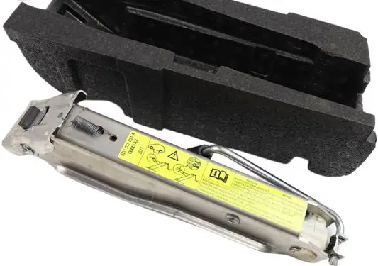 Audi A2 Lift Jack 8Z0011031A 8Z0012109M