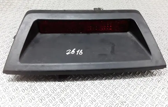 Chrysler 300 - 300C Third/center stoplight 04805845A
