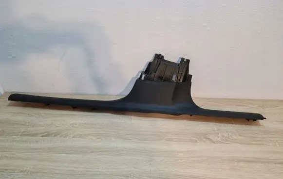Peugeot 508 II Front sill trim cover 9833864677