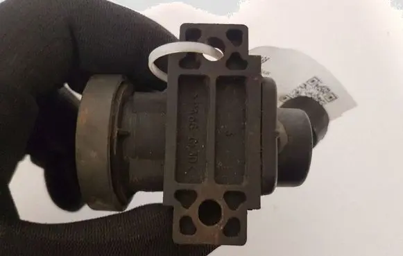 Opel Vectra C Turbo solenoid valve 4522371 4715396