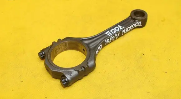 Volkswagen Golf VI Piston with connecting rod