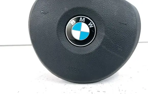 Steering wheel airbag