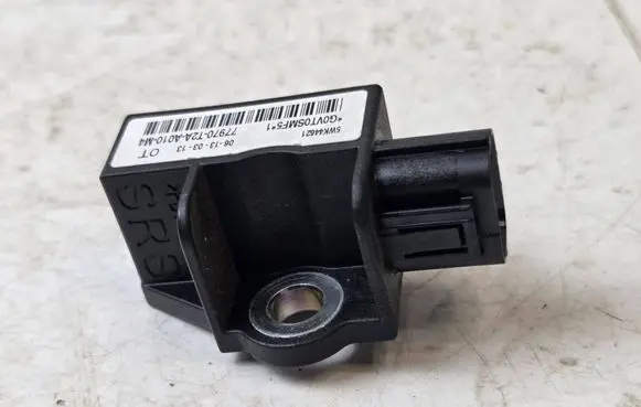Honda CR-V Airbag deployment crash/impact sensor 5WK44621 G0VT0SMF51 77970T2AA010M4