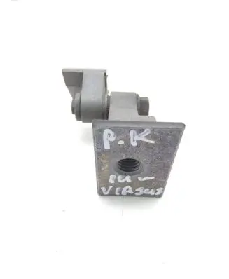 Front door upper hinge