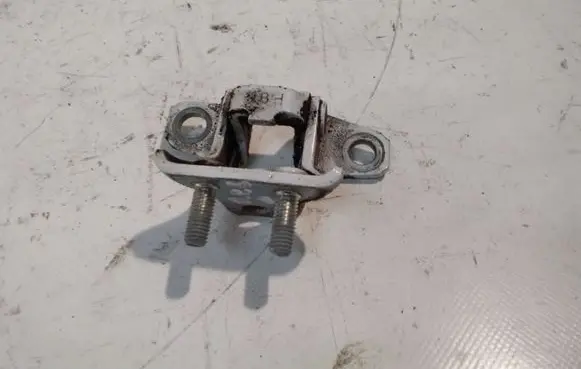 Mitsubishi Outlander Rear door upper hinge