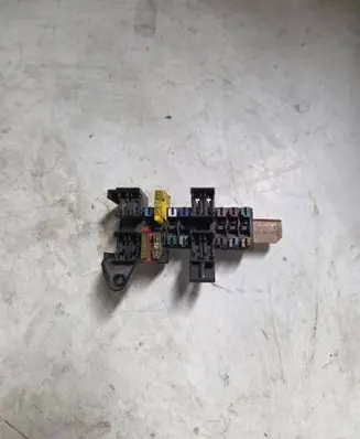 Mercedes-Benz Vito Viano W639 Fuse module A6395400050