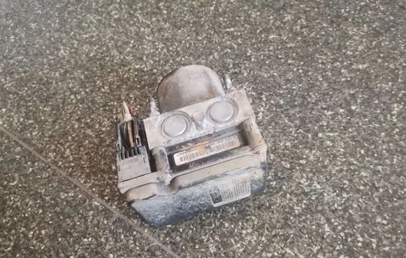 Toyota Avensis T250 ABS Pump 0265800313